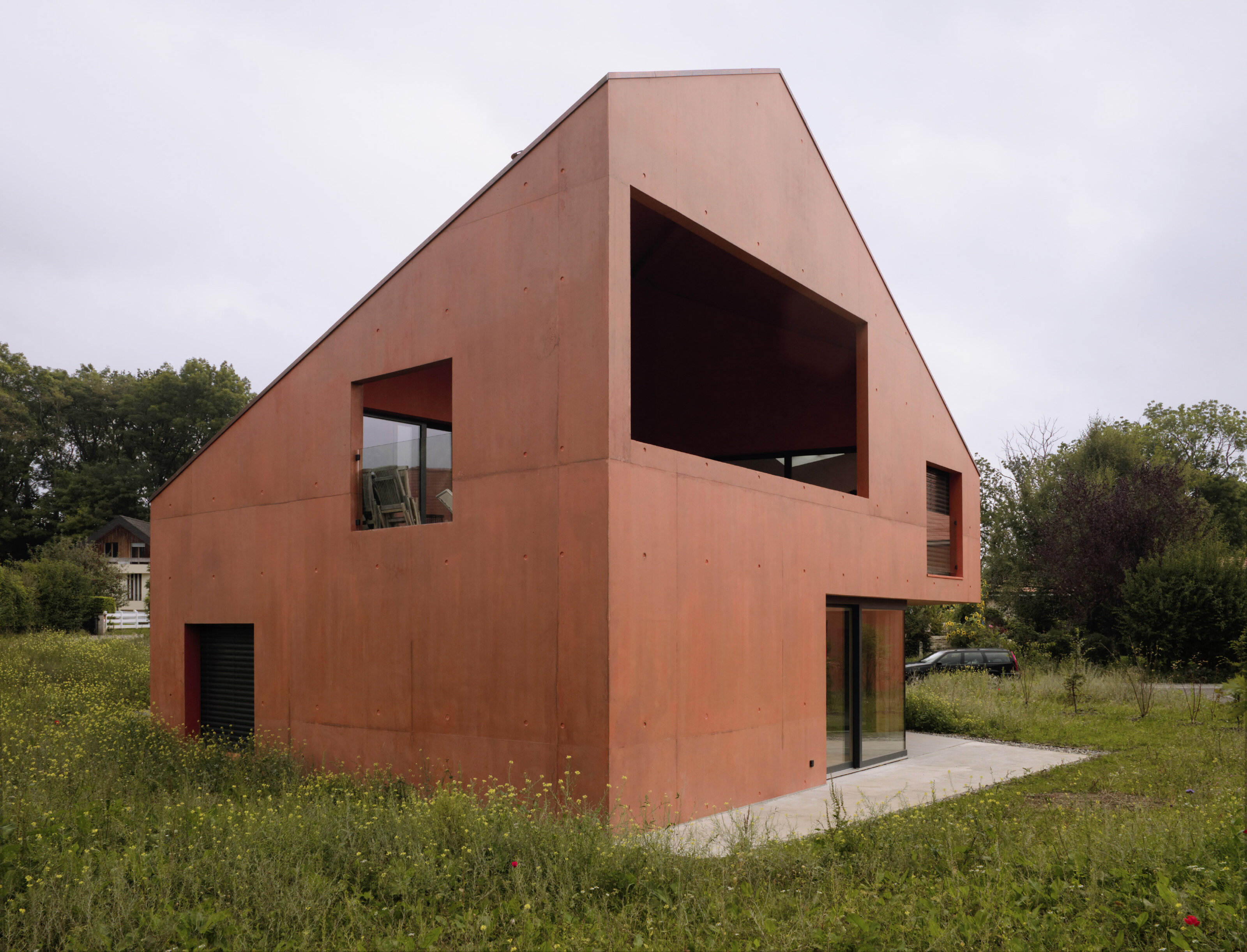 group8_maisons_ocres_dgbp01_low.jpg